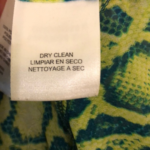 Rachel Roy , snake print blouse , size M . - Picture 6 of 6